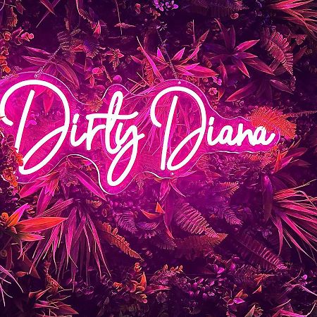 Love Room Suite Dirty Diana 오바뉴 외부 사진